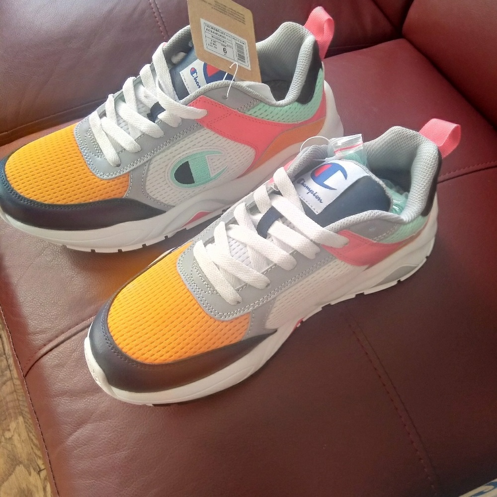 Champion exclusive shoe